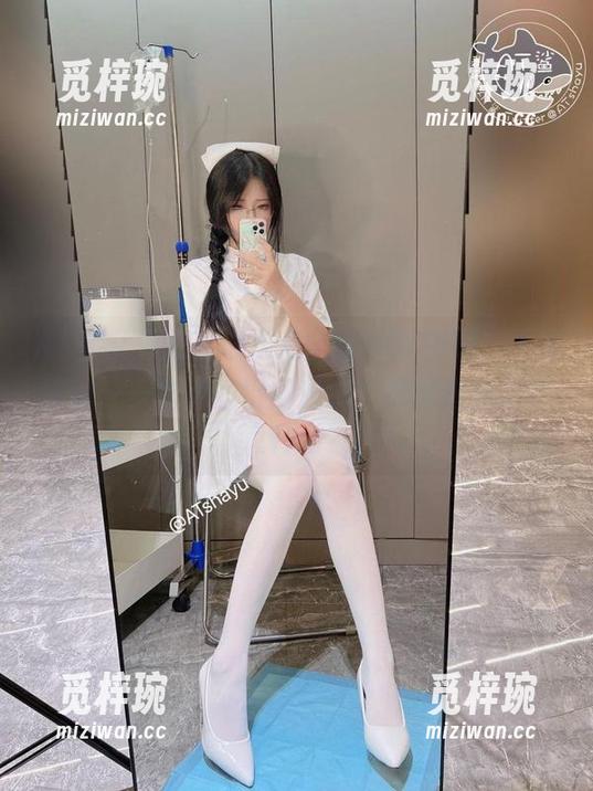 AT鲨又来了！这次是全套吊带新娘，不得不说……这真的行得通吗？原图是暴露了点什么？