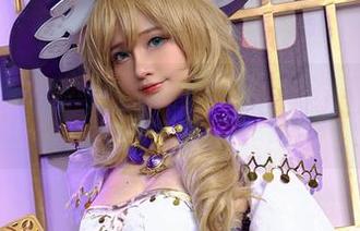 Azami的‘WhiteBunnyGirl’新作品，难道真的有藏不住的魅力，让我一再想戳一戳屏幕？