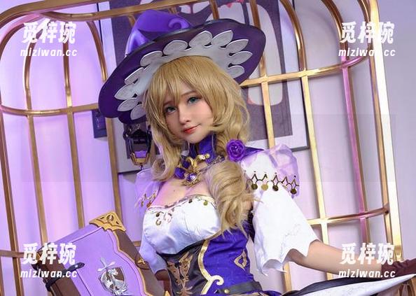 Azami Azami的‘WhiteBunnyGirl’新作品,难道真的有藏不住的魅力,让我一再想戳一戳屏幕?