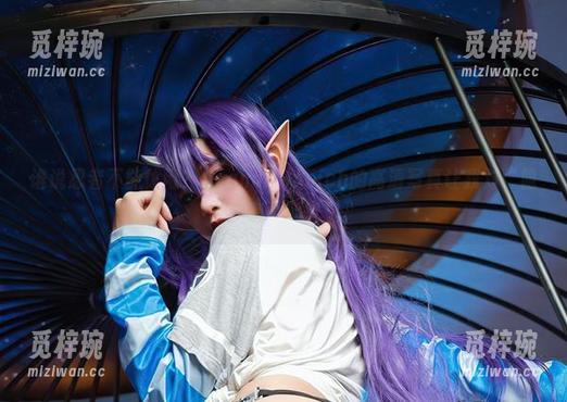 Azami 谁说忍者不能休闲?AzamiKunoich的高清写真让我对“隐秘”有了新定义。
