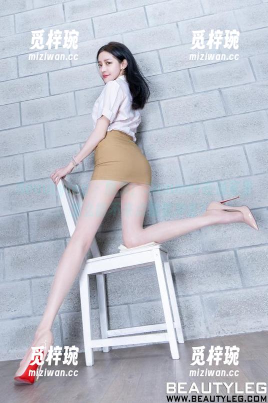 Beautyleg-Summer Beautyleg - 图集:Summer在浴室里,怎么能不来点视觉冲击?