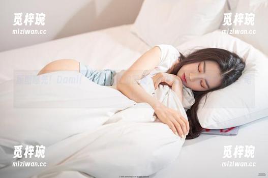 原图曝光！Dami(퀸다미)的自拍图册，心中低语：这也太真实了吧！