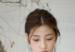 哦，G.su(全智秀)，谁能抗拒这“LEEHEEEXPRESS-LERB”的美图合集呢？真是一个无底洞的吸引力…