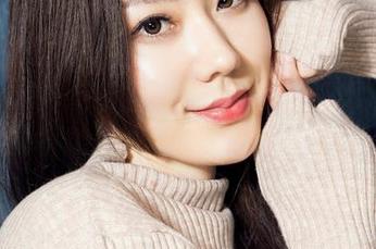 KelaGirls克拉女神 – 陈莹夏天的高清美图，能不能把我那张扇子弄得更凉快？