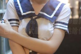 MFStar模范学院 – 加朵babe最新豹纹写真，色彩这么大胆，她在传达啥信号？