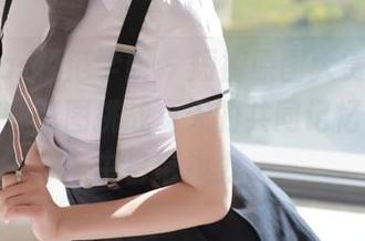 MFStar模范学院 – 短裤原图大赏，甜筒晓彤用一张图挑战夏天的共同记忆，分享中自带魔力。