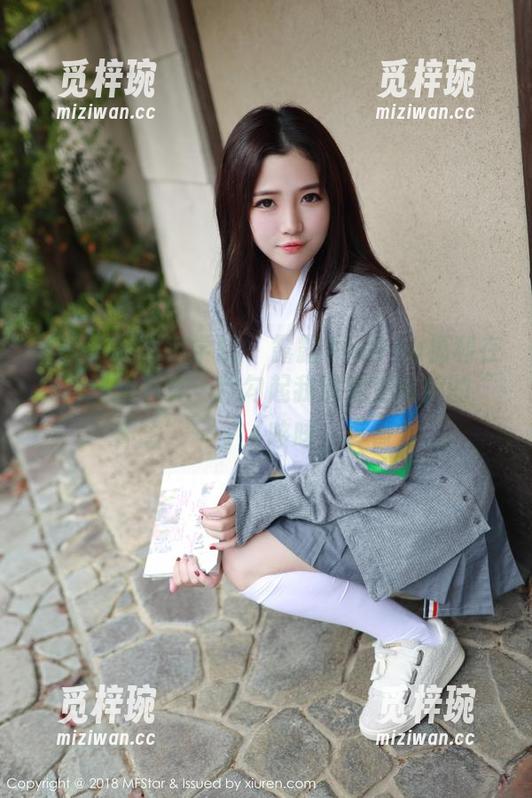 MFStar模范学院-露露Andrea MFStar模范学院 - 露露Andrea福利在线,制服写真一秒勾起我对学生时代的“怀念”~~(咳咳,真香)