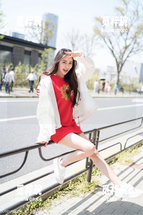 MiStar魅妍社-杨晨晨sugar MiStar魅妍社 - 每一帧都在说“看我”,杨晨晨sugar的高清写真,清纯到窒息。
