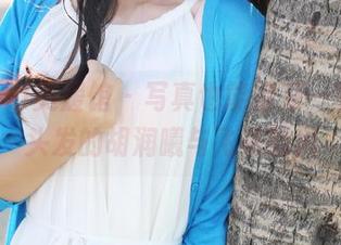 MyGirl美媛馆 – 写真也能清凉一夏梳梳头发的胡润曦与飞来的风