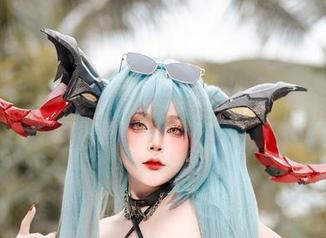 精选SayoMomo的作品集，看源赖光和僵尸娘奇葩对话，脑洞大开。
