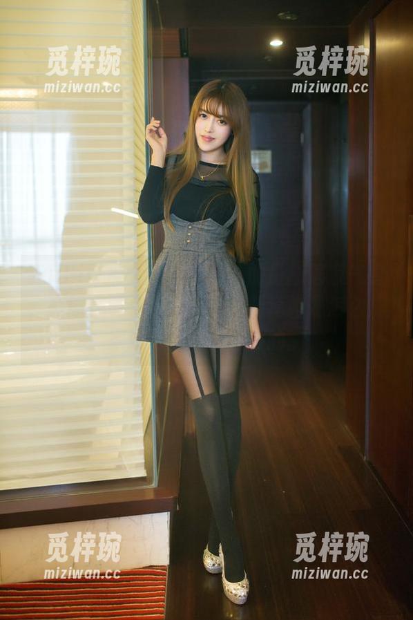 TuiGirl推女郎-胡允儿 TuiGirl推女郎 - 胡允儿的最新居家气息,套图在等你来瞧!真不知道她是怎么把家布置得这么舒服的。
