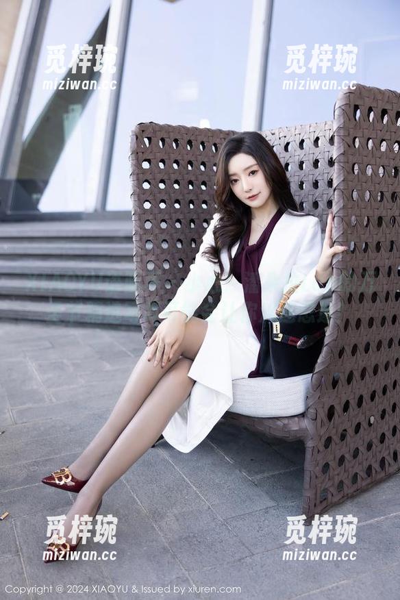 XIAOYU语画界 - 小心！潘朵拉Laa的万圣节精选写真可能会让你流连忘返！