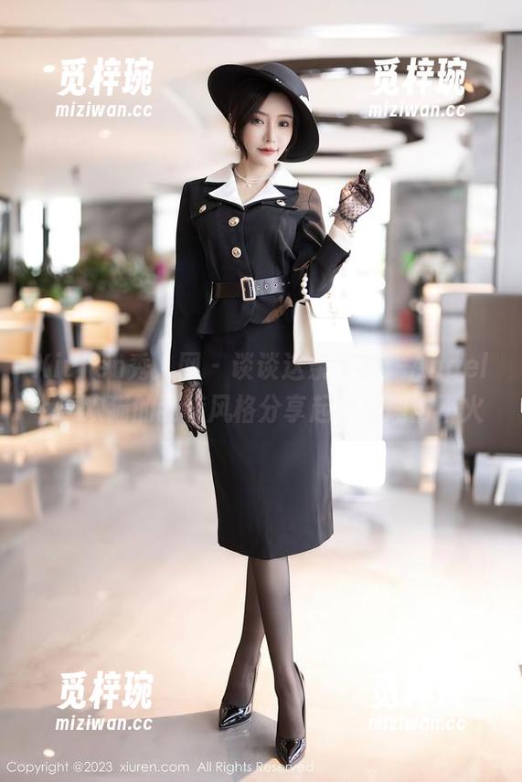 Xiuren秀人网-Angela喜欢猫 Xiuren秀人网 - 谈谈这条红裙:Angela喜欢猫的独特风格分享起来没理由不火