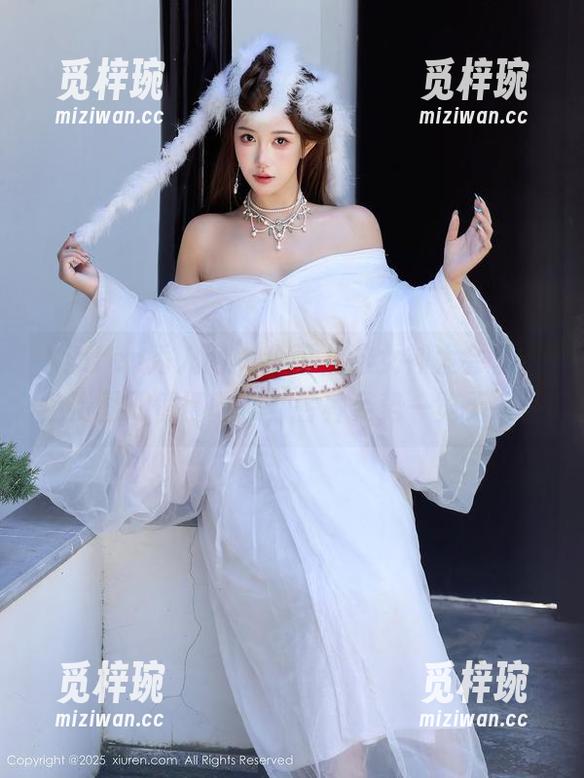 Xiuren秀人网-李可儿 Xiuren秀人网 - 李可儿这女神太会了,免费图册值得收藏,各种姿势一览无余!