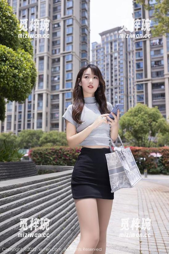 Xiuren秀人网-杨晨晨 Xiuren秀人网 - 杨晨晨全套眼镜女秘书,原图一出,扎心了扎心了...