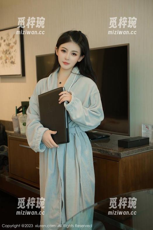 Xiuren秀人网-杨晨晨 Xiuren秀人网 - 牛仔裤和杨晨晨,这组合怎么能少了一个图库和下载呢?