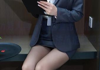 Xiuren秀人网 – 原图直击，柚柚小奶瓶的纯白时刻，令人无法抗拒的吸引力！