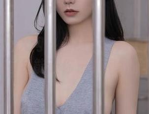 Xiuren秀人网 – 当萌白酱遇上连体衣：这图包能让你乐到抱肚子！
