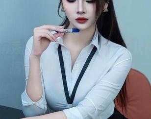 Xiuren秀人网 – 双人出没，软软Roro的搞怪壁纸合集等你拿走！
