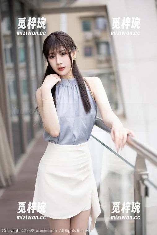 Xiuren秀人网-还是陈梵妮 Xiuren秀人网 - 作品精选:还是陈梵妮教你如何优雅地拥抱网袜!
