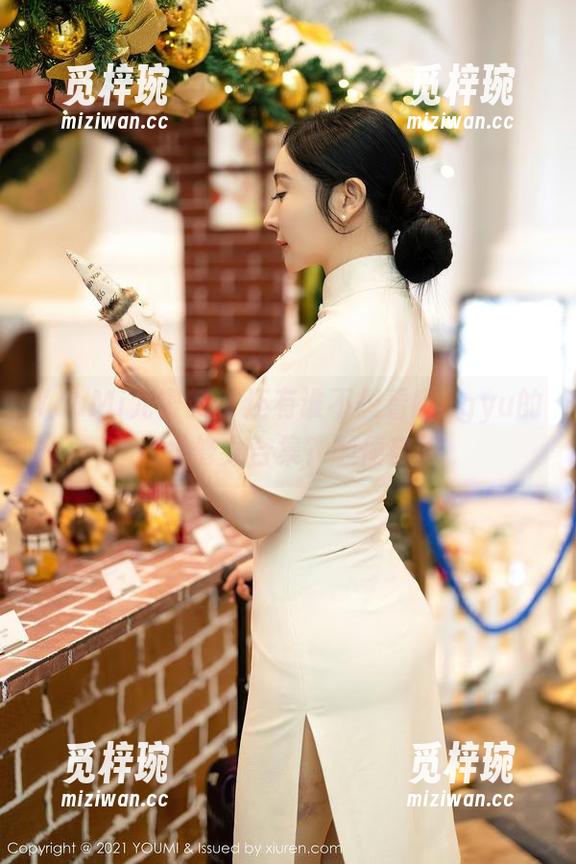 YouMi尤蜜荟-lingyu69 YouMi尤蜜荟 - 还有谁不想看Lingyu的私拍修女合集?顺便自问