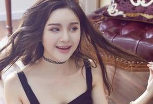 YouWu尤物馆 – FoxYini孟狐狸的厨娘新形象，更新图包让你看个够