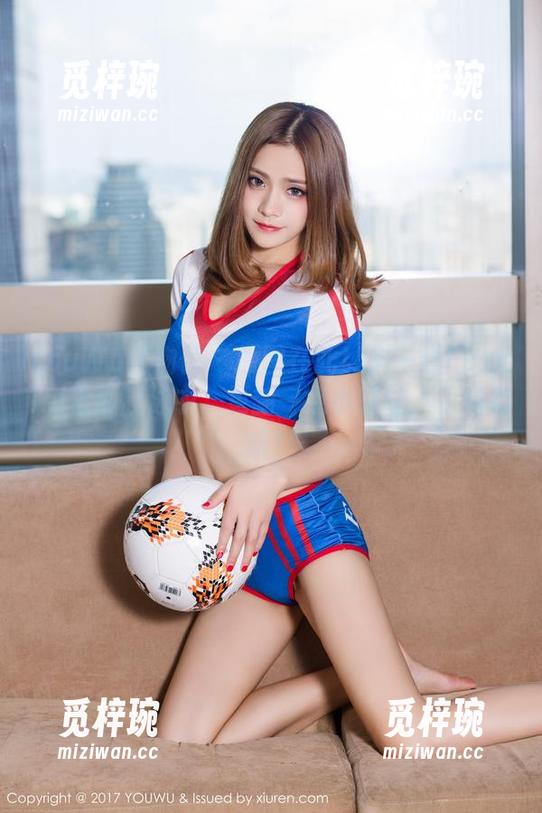 YouWu尤物馆-FoxYini孟狐狸 YouWu尤物馆 - 原图在此!乍一看FoxYini孟狐狸泳衣,更新一点小暧昧,很精彩哦!