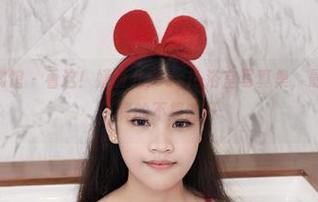 YouWu尤物馆 – 看这！婕西儿jessie浴室写真集，最新水花四溅，真的不想离开