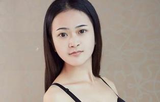 YouWu尤物馆 – 孟狐狸FoxYini和她的校园合集：这是不是课堂上最难得的“听课”机会？
