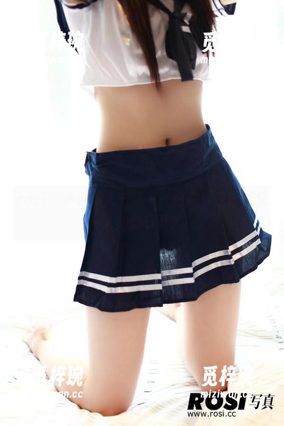 rosi-小莉 rosi - 小莉双人分享——好奇,是谁打乱了她的节奏?