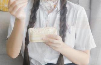 不呆猫在线出没，看天台小m猫的“无聊时刻”