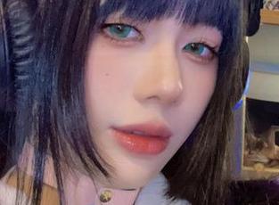 九言，内衣与免费资源，这组合真的好有意思！