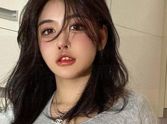 微密圈 – 于芷晴修女写真集，分享你想象不到的站姿和眼神