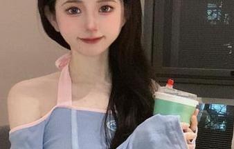私拍就是这么简单，倦倦喵这“秘书”真敢穿