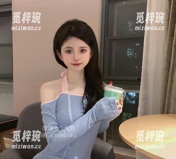 倦倦喵 私拍就是这么简单,倦倦喵这“秘书”真敢穿