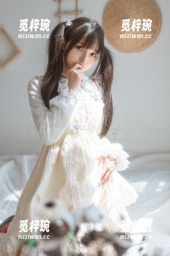六味帝皇酱 樱花女友的绝妙姿态:六味帝皇酱,这套图到底是闹哪样?资源我全盘接受!