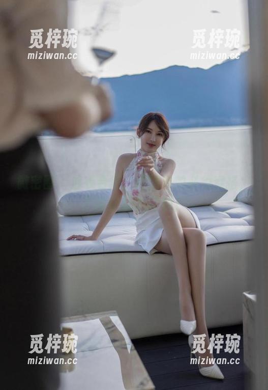 周妍希 微密圈 - 泳衣合集:周妍希的必须穿搭,不然你就OUT啦!