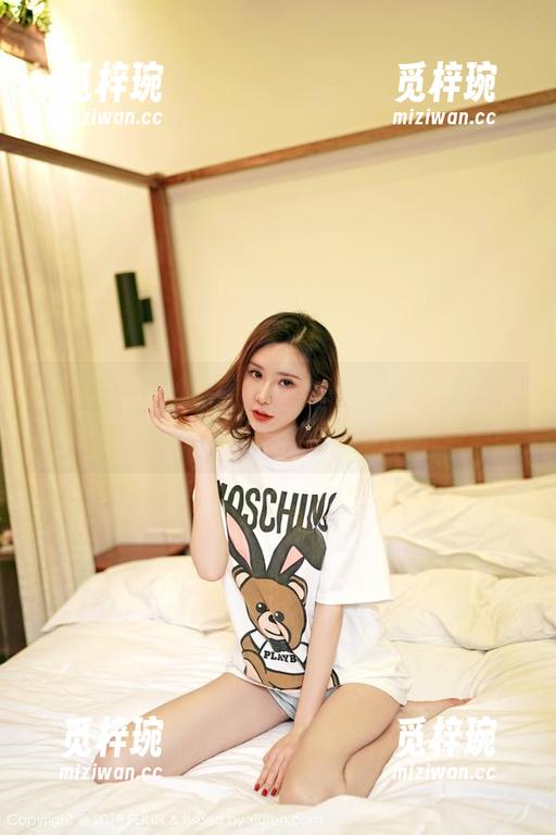 嗲囡囡-Hana妹 嗲囡囡 - 私拍写真新鲜出炉,Hana妹的美足,走到哪里都是惊艳,打个小波浪!