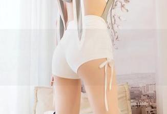 嗲囡囡 – 施忆佳KITTY的红裙与美图：今天又更新啦，你准备好了吗？