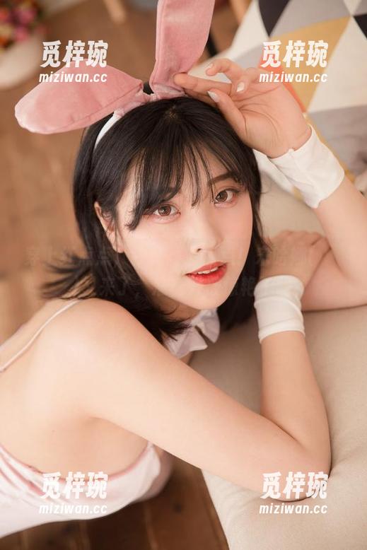 穿上红点点，秒变高清焦点！宋哈娜(송하나)又来了，准备好被惊艳了吗？