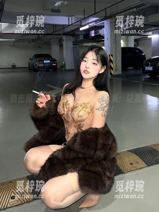 小优优子 微密圈 - 小优优子户外写真合集:让我带你去瞎逛,边走边拍!