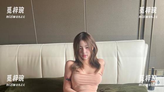 小优优子 微密圈 - 小优优子,花嫁的高清盛况,看得我眼睛都直了,原图倒是原汁原味。