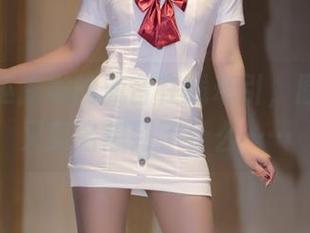 被小女巫露娜的流音在线牵引，原图里我又莫名想到了什么……