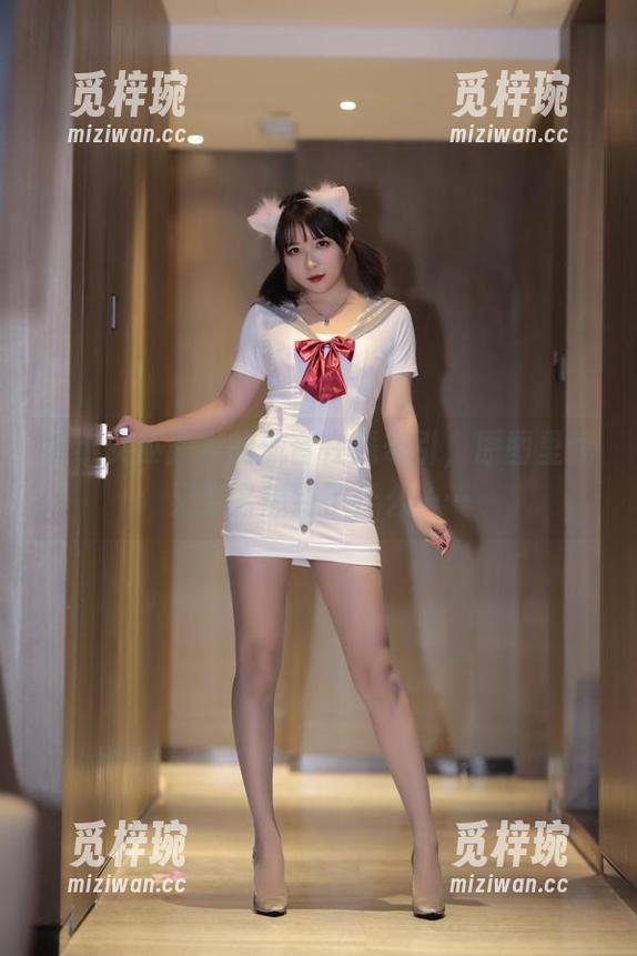 小女巫露娜 被小女巫露娜的流音在线牵引,原图里我又莫名想到了什么……