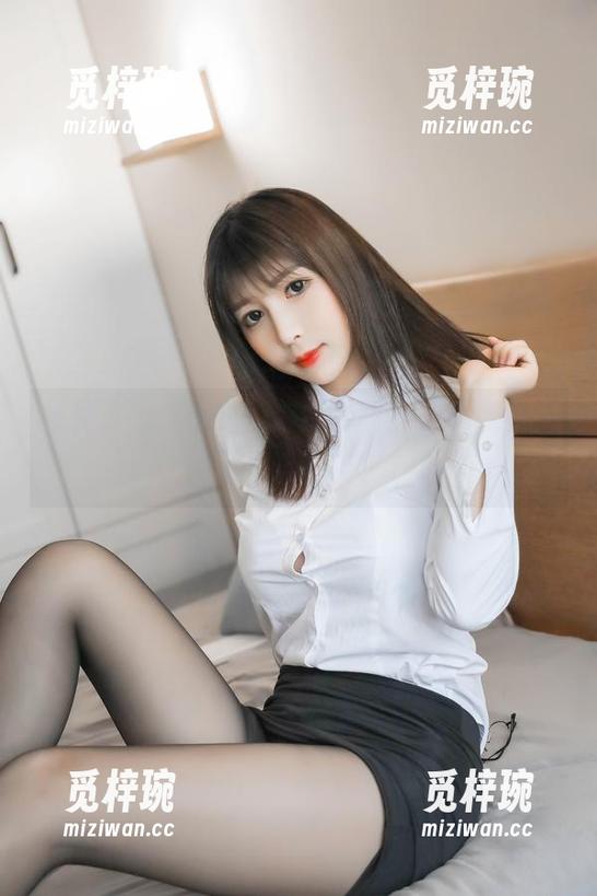 各种姿态，小酥酱最新套图下的女神养成记，走心吗？