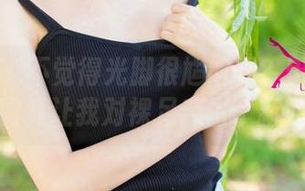 尤果网 – 不觉得光脚很尴尬吗？田慕儿的美图套图竟让我对裸足产生了新的认识。