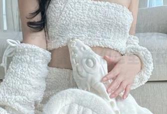 微密圈 – 分享就是阿朱啊的婚纱图库，谁说婚纱只能是甜蜜？我们这里有轻松和捣蛋！