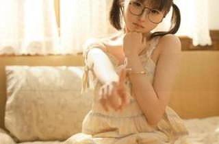 私拍Airi——幼水铃衣的魔法原图，拼不了段子才是小可爱！