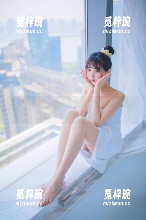 念雪ww 套图下载前,务必确认念雪ww的粉色系能承受你的眼神!