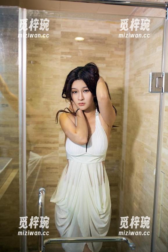推女郎-谭冰 推女郎 - 高清尽揽谭冰短裙合集,不如说这组写真让人无话可说